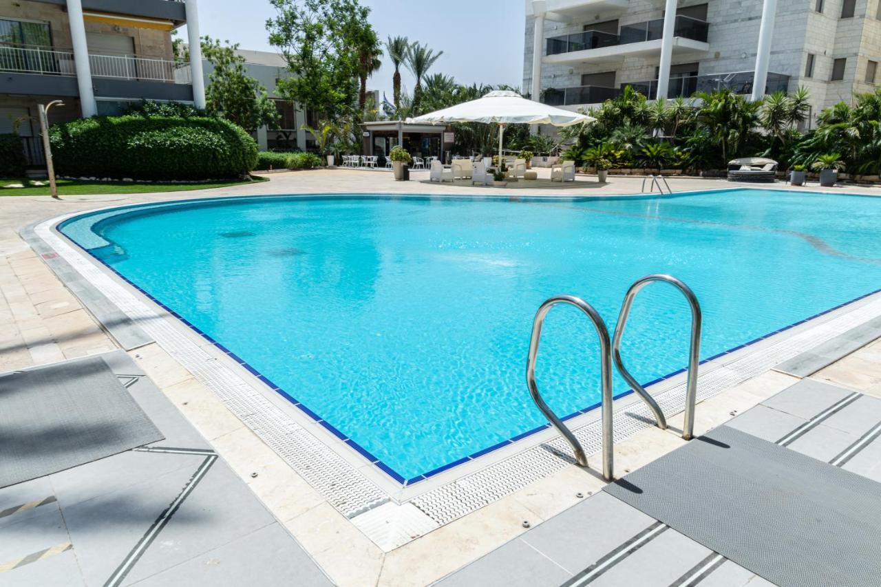 דירת גן פונה לבריכה - Pool Garden View Eilat公寓 外观 照片