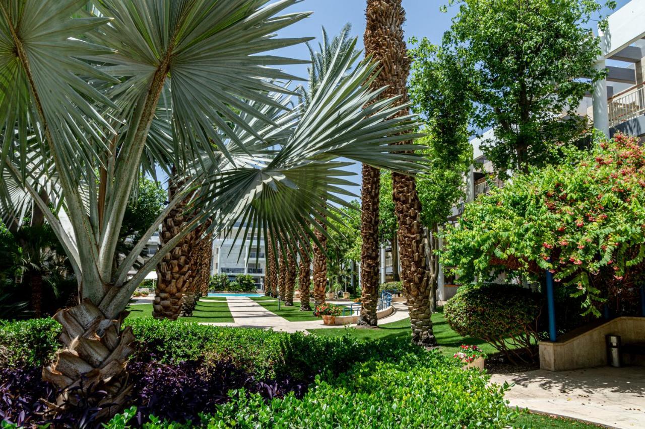 דירת גן פונה לבריכה - Pool Garden View Eilat公寓 外观 照片