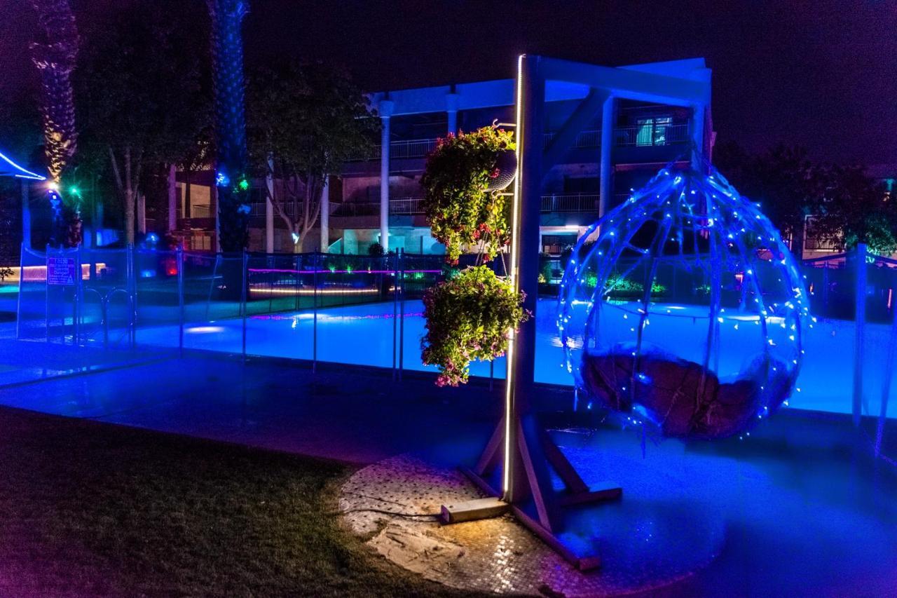 דירת גן פונה לבריכה - Pool Garden View Eilat公寓 外观 照片